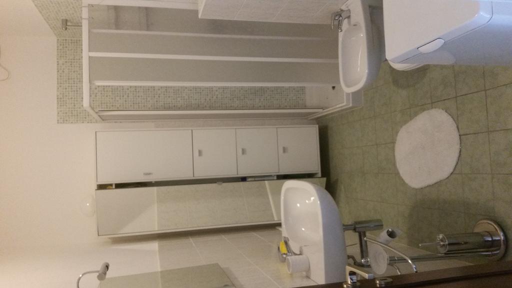 Appartamento Dellea Luino Bagian luar foto