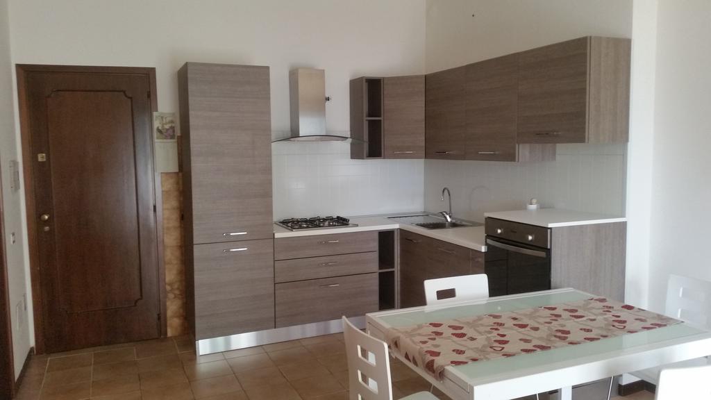Appartamento Dellea Luino Bagian luar foto